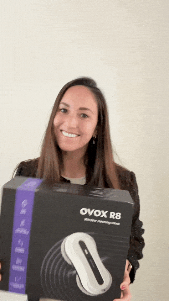 OVOX-R8-GIFs_11_Vertical_compressed